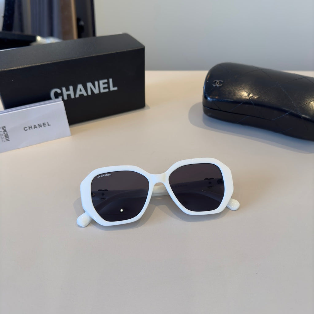 Chanel Fashion Silver Lens Sunglasses for Men & Women - 486540 - detail image 8
