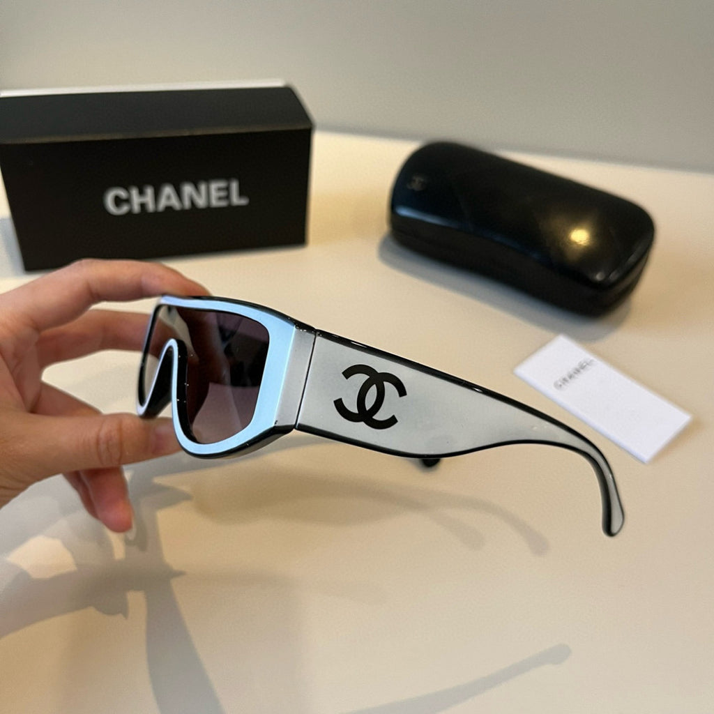 Chanel Fashion Gold Lens Sunglasses for Men & Women - 493572 - detail image 4