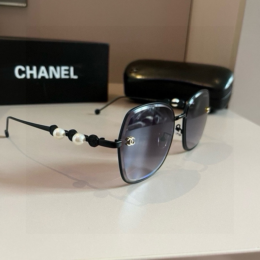 Chanel Fashion Silver Lens Sunglasses for Men & Women - 448949