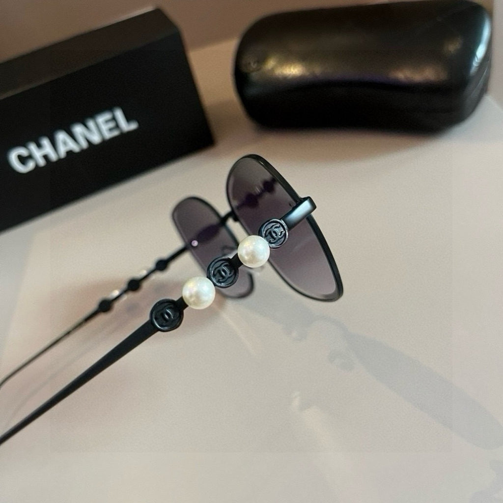 Chanel Fashion Silver Lens Sunglasses for Men & Women - 448949 - detail image 2