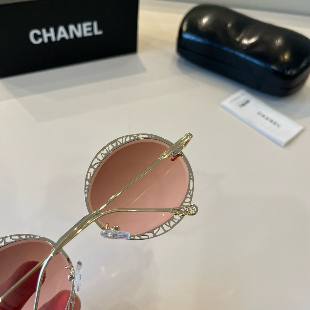 Chanel Fashion Red Lens Sunglasses for Men & Women - 448952 - detail image 5
