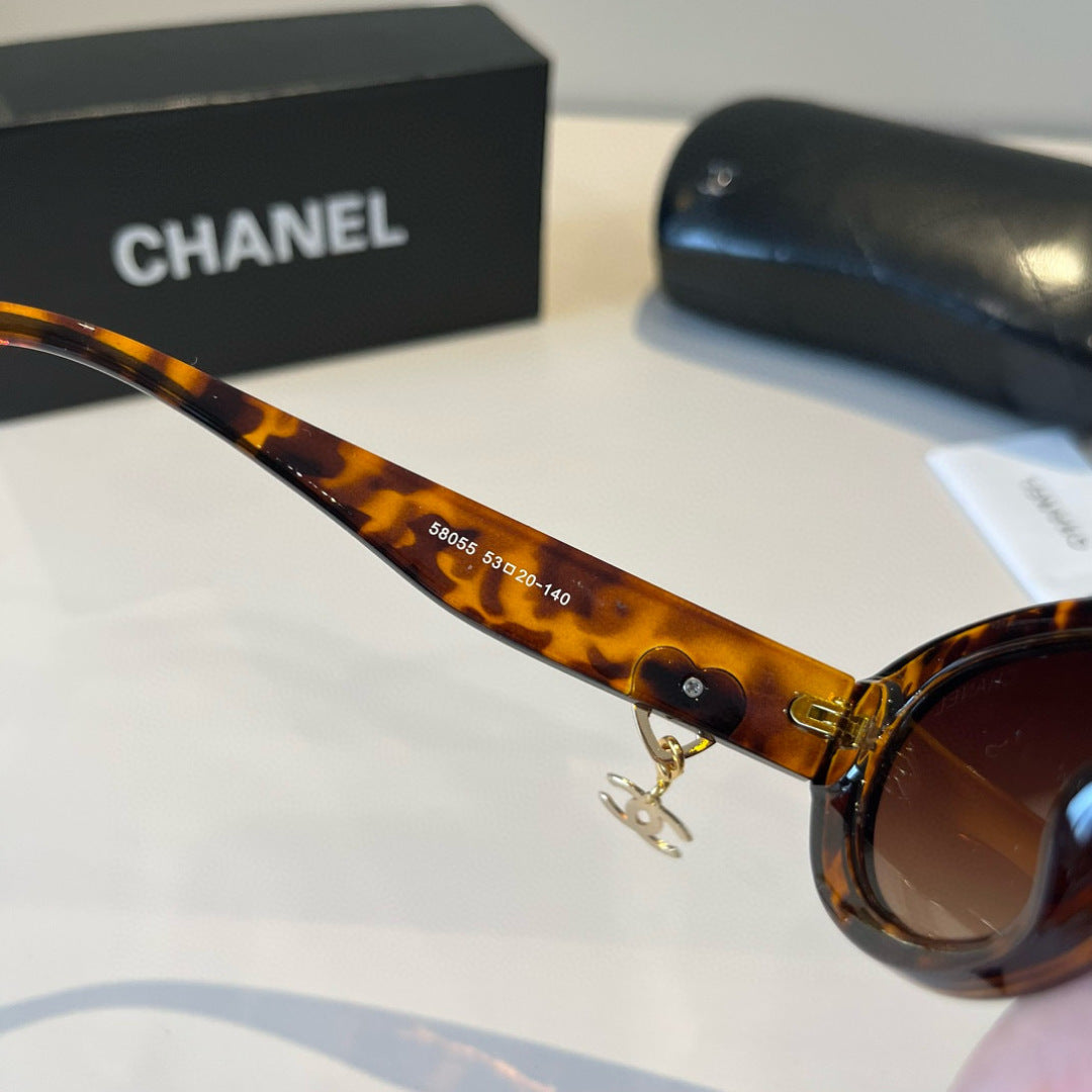 Chanel Oversized Brown Lens Sunglasses for Men & Women - 449012 - detail image 5