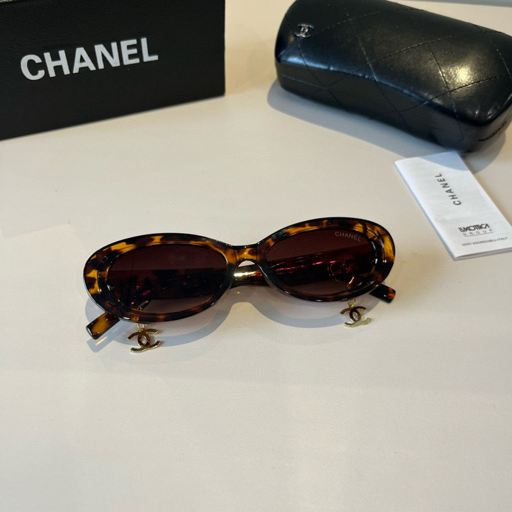 Chanel Oversized Brown Lens Sunglasses for Men & Women - 449012 - detail image 10