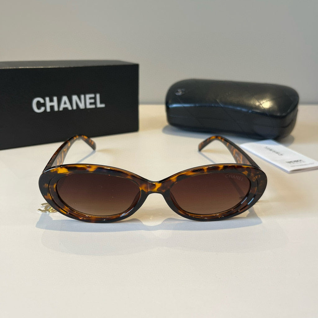 Chanel Oversized Brown Lens Sunglasses for Men & Women - 449012 - detail image 2