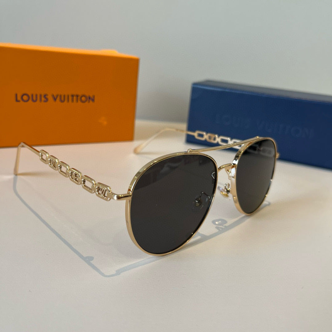 Louis Vuitton Metal Aviator Gold Lens Sunglasses for Men & Women - 464730