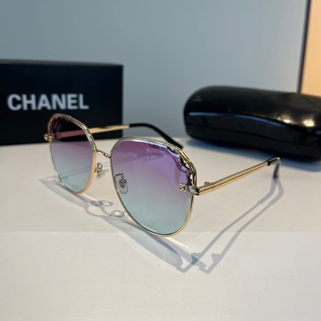 Chanel Oversized Silver Lens Sunglasses for Men & Women - 449022 - detail image 3