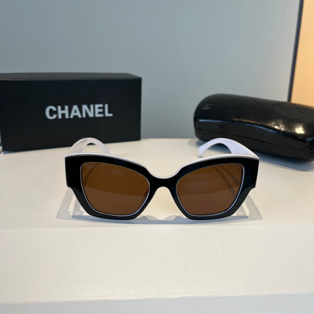 Chanel Fashion Black Lens Sunglasses for Men & Women - 465208 - detail image 2