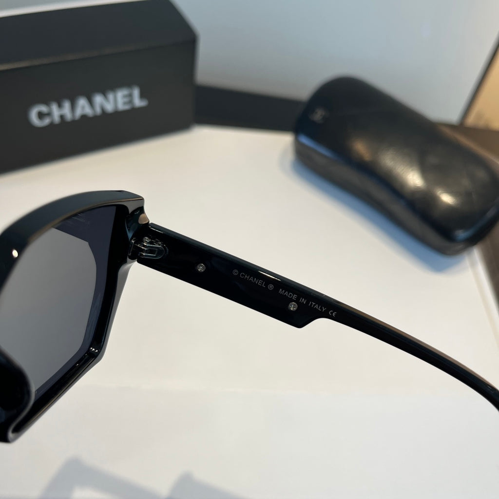 Chanel Fashion Black Lens Sunglasses for Men & Women - 449023 - detail image 5