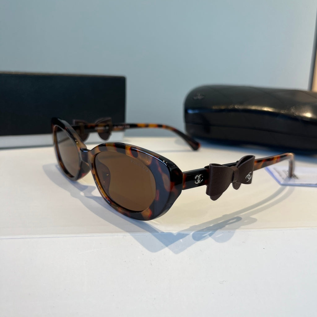 Chanel Cat-Eye Black Lens Sunglasses for Men & Women - 465081 - detail image 3
