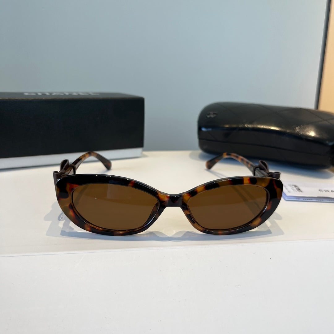 Chanel Cat-Eye Black Lens Sunglasses for Men & Women - 465081 - detail image 2