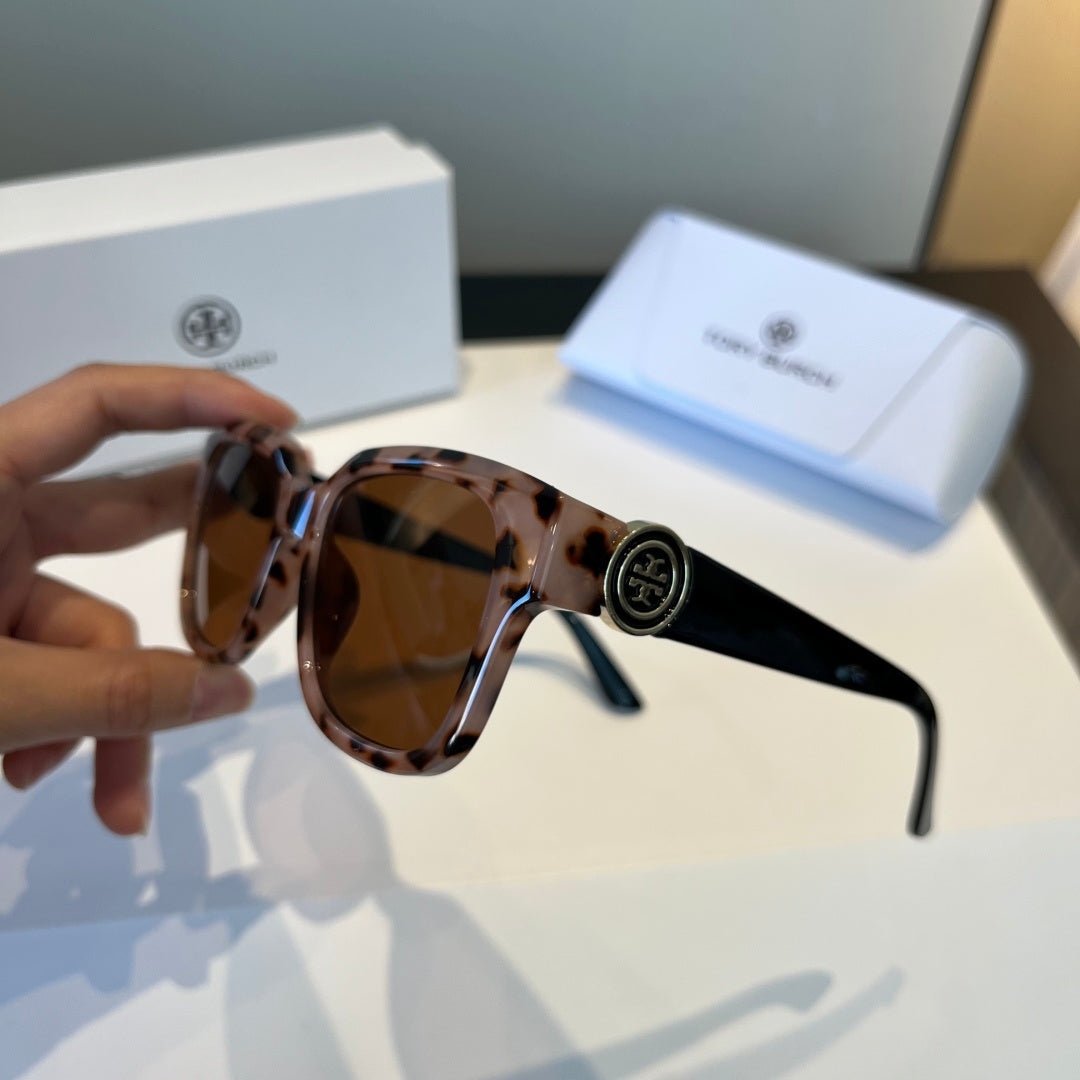 Burberry Fashion Black Lens Sunglasses for Men & Women - 935120 - detail image 4