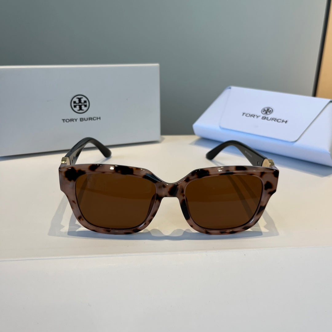 Burberry Fashion Black Lens Sunglasses for Men & Women - 158544 - detail image 2