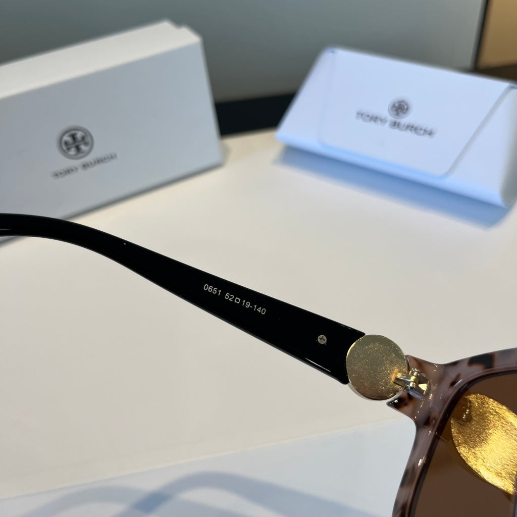 Burberry Fashion Black Lens Sunglasses for Men & Women - 935120 - detail image 6