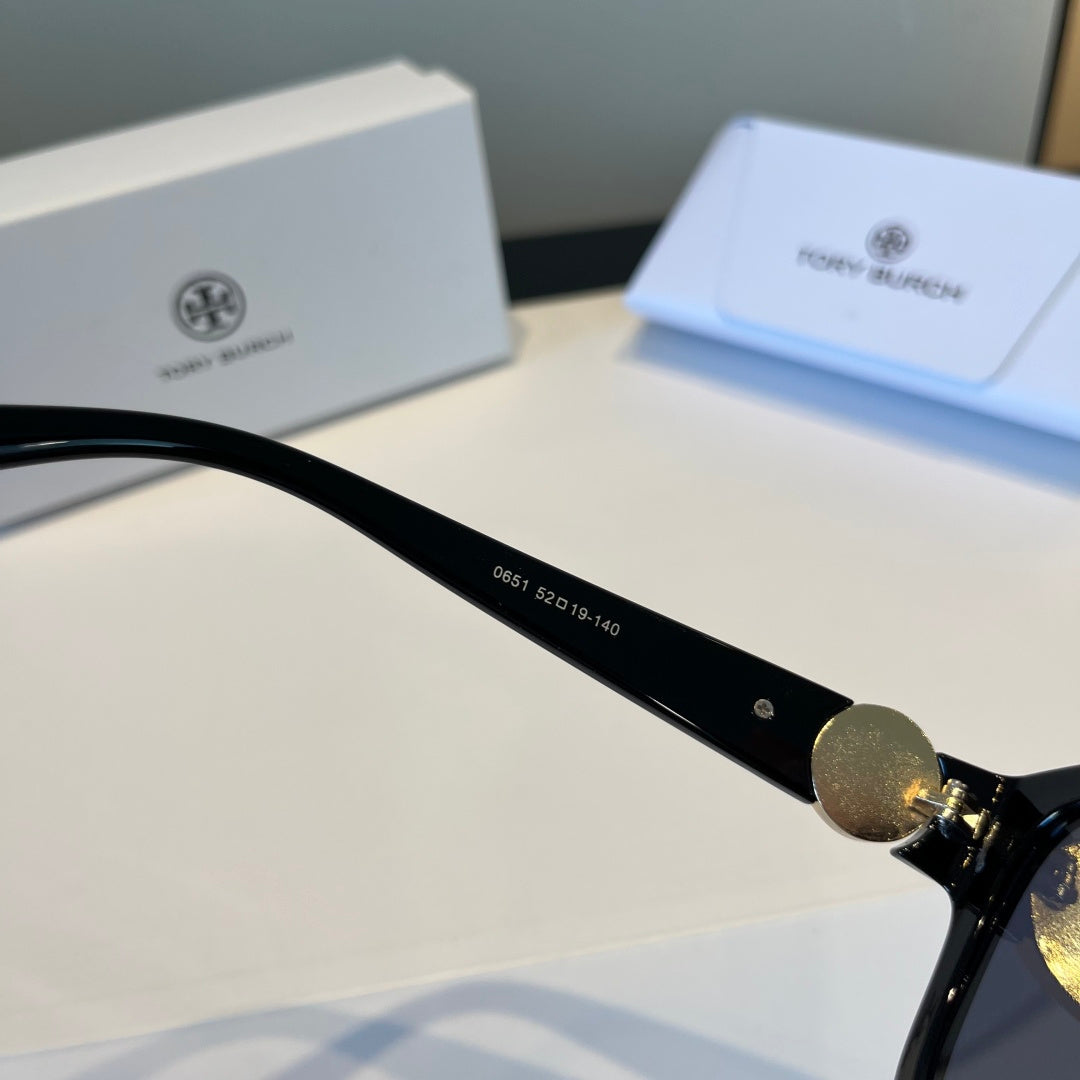 Burberry Fashion Black Lens Sunglasses for Men & Women - 449589 - detail image 6