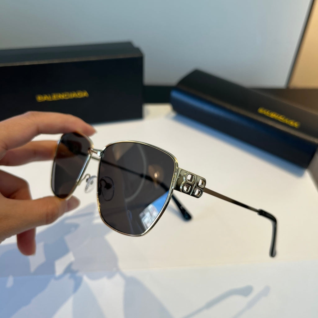 Balenciaga Rectangular Silver Lens Sunglasses for Men & Women - 935206 - detail image 4