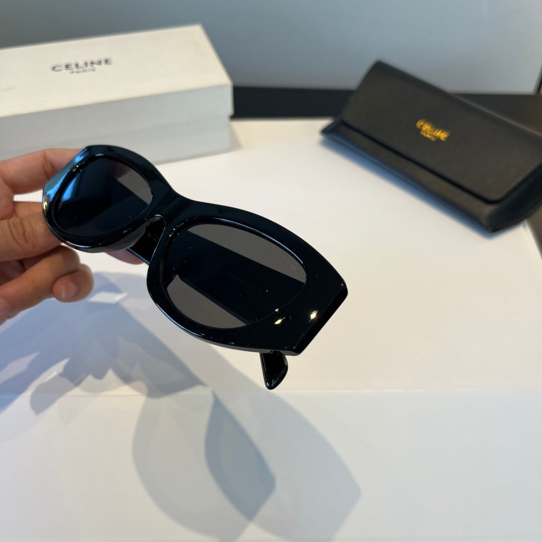 Celine Fashion Black Lens Sunglasses for Men & Women - 486985 - detail image 9
