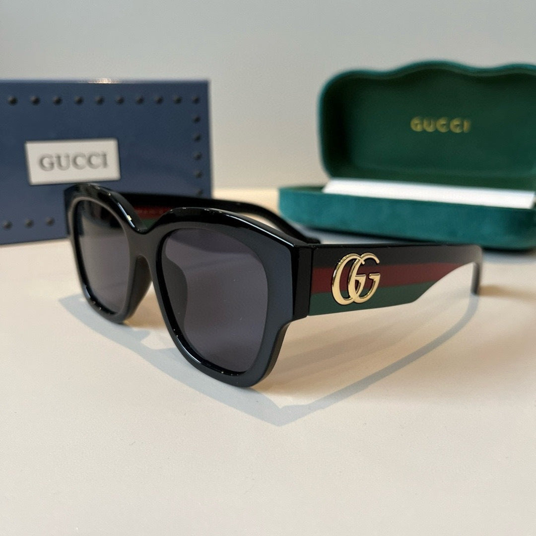 Gucci Oversized Black Lens Sunglasses for Men & Women - 464978 - detail image 3