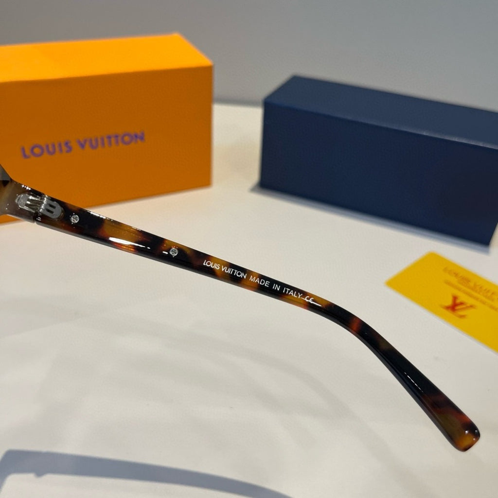 Louis Vuitton Fashion Black Lens Sunglasses for Men - detail image 8