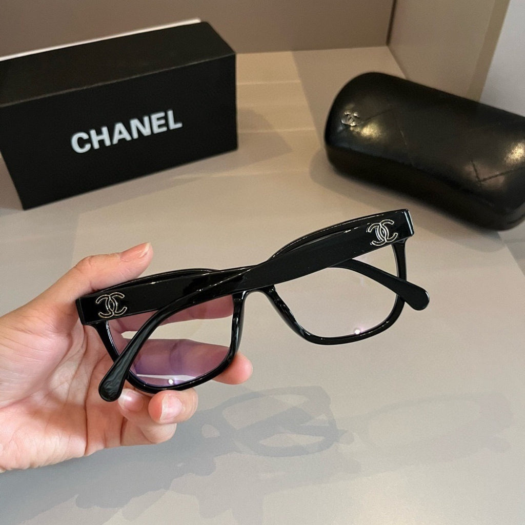 Chanel Blue-Light Fashion Silver Lens Sunglasses for Men & Women - 486545 - detail image 6