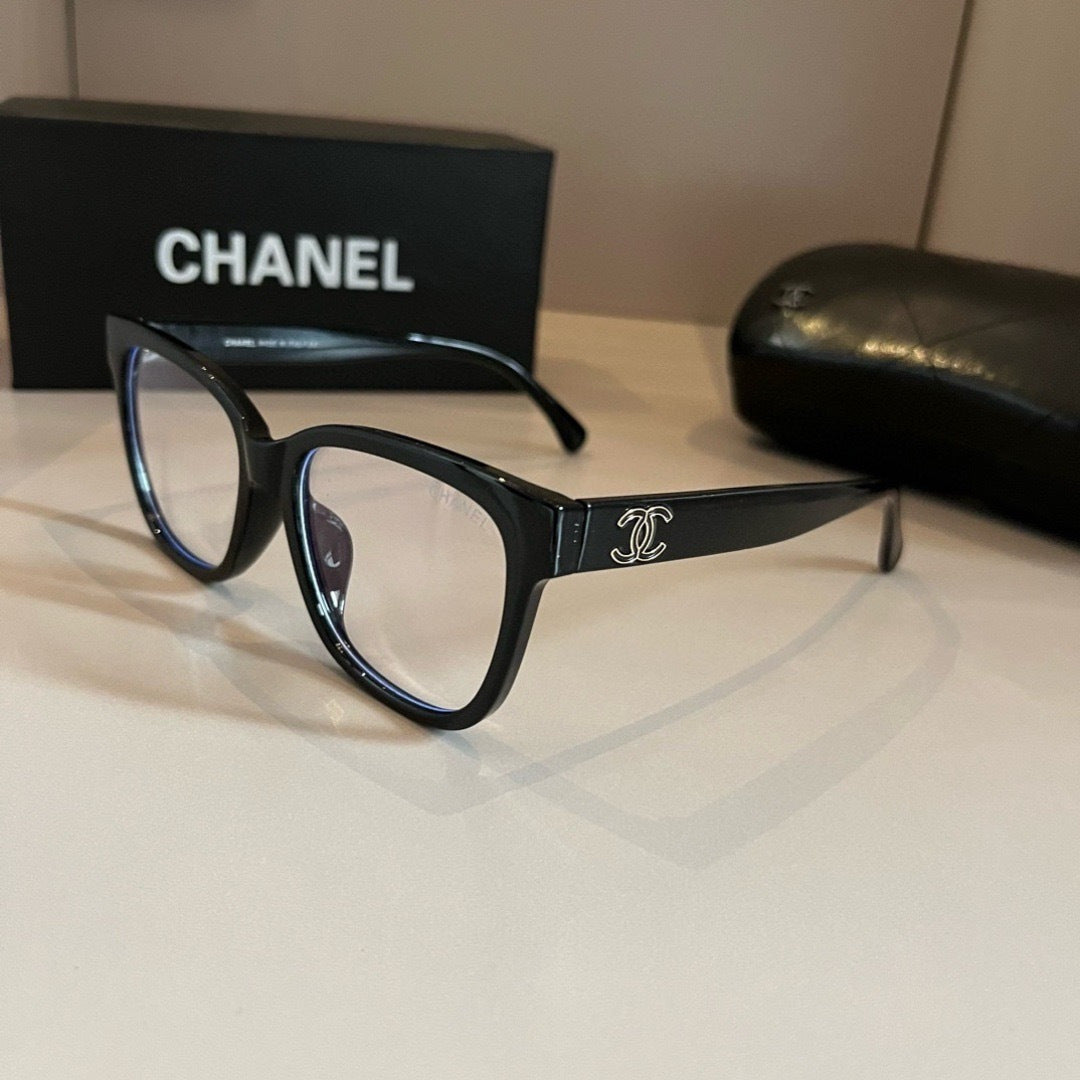 Chanel Blue-Light Fashion Silver Lens Sunglasses for Men & Women - 486545 - detail image 3