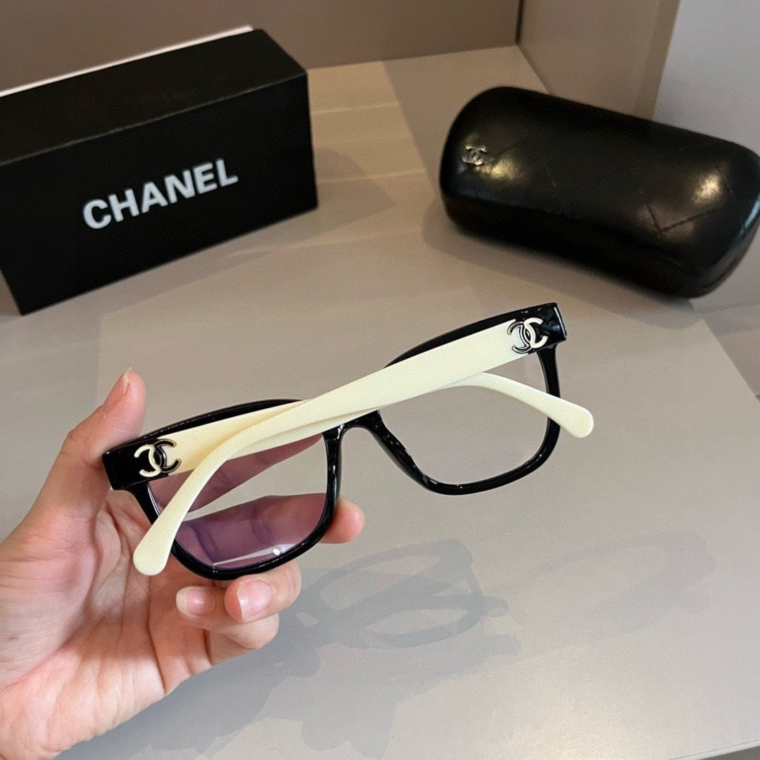 Chanel Blue-Light Fashion Silver Lens Sunglasses for Men & Women - 486546 - detail image 5