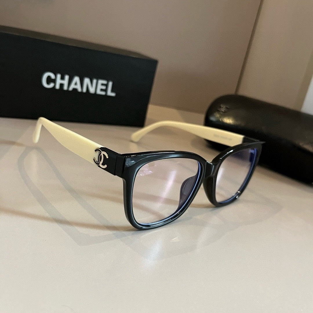 Chanel Blue-Light Fashion Silver Lens Sunglasses for Men & Women - 486546