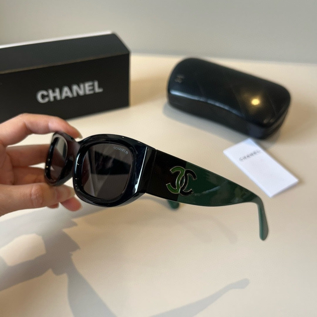 Chanel Fashion Black Lens Sunglasses for Men & Women - 465211 - detail image 4