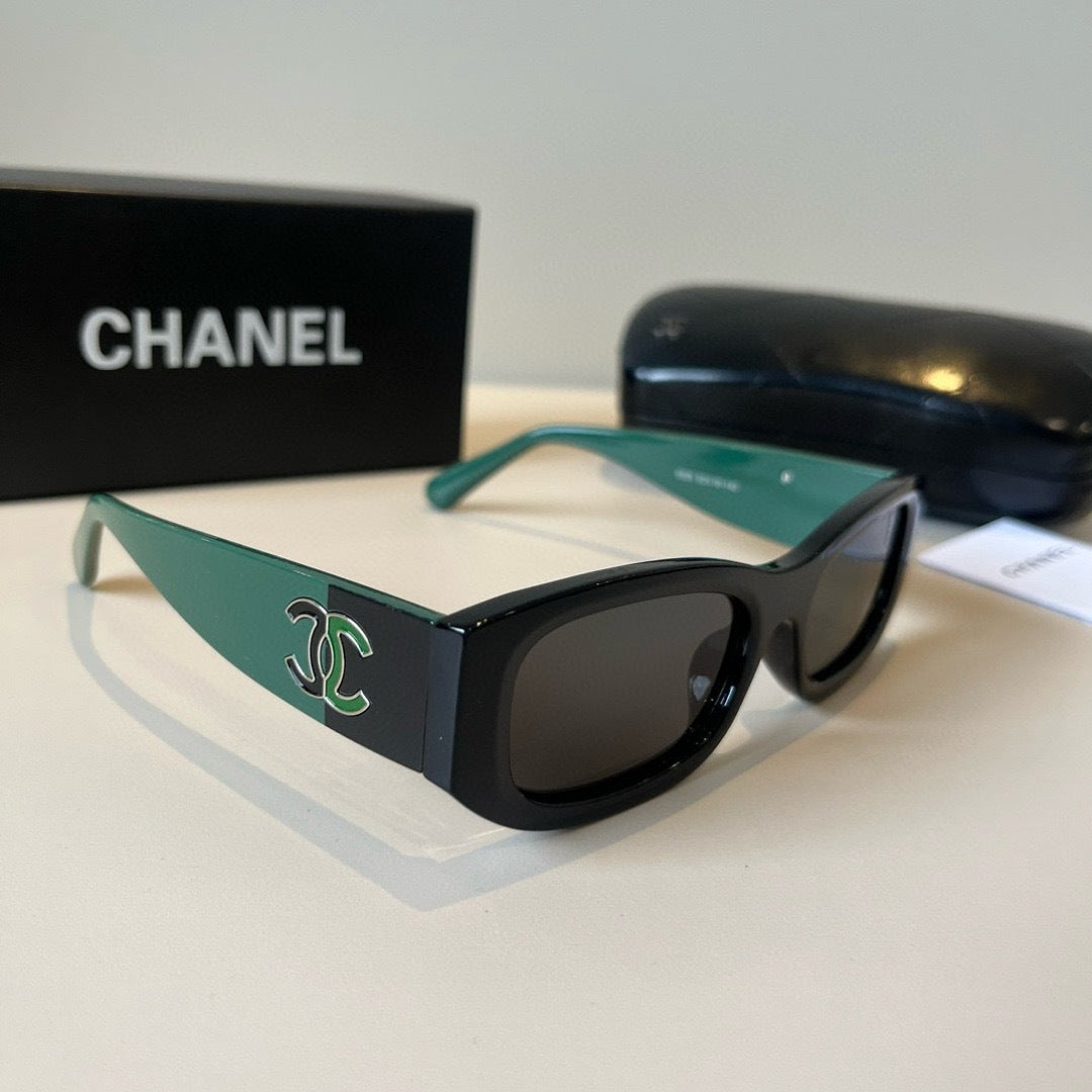 Chanel Fashion Black Lens Sunglasses for Men & Women - 465211