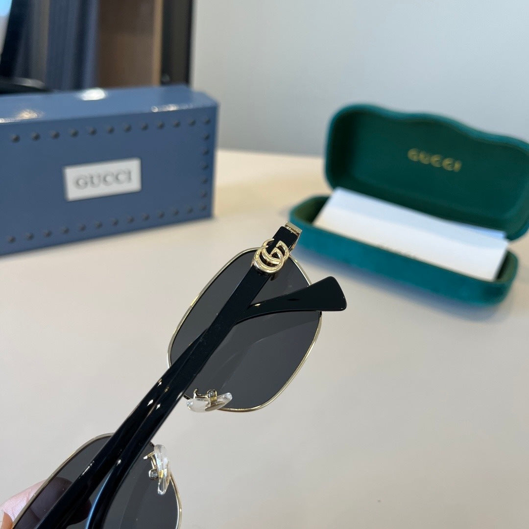 Gucci Polarized Fashion Silver Lens Sunglasses for Men - detail image 8