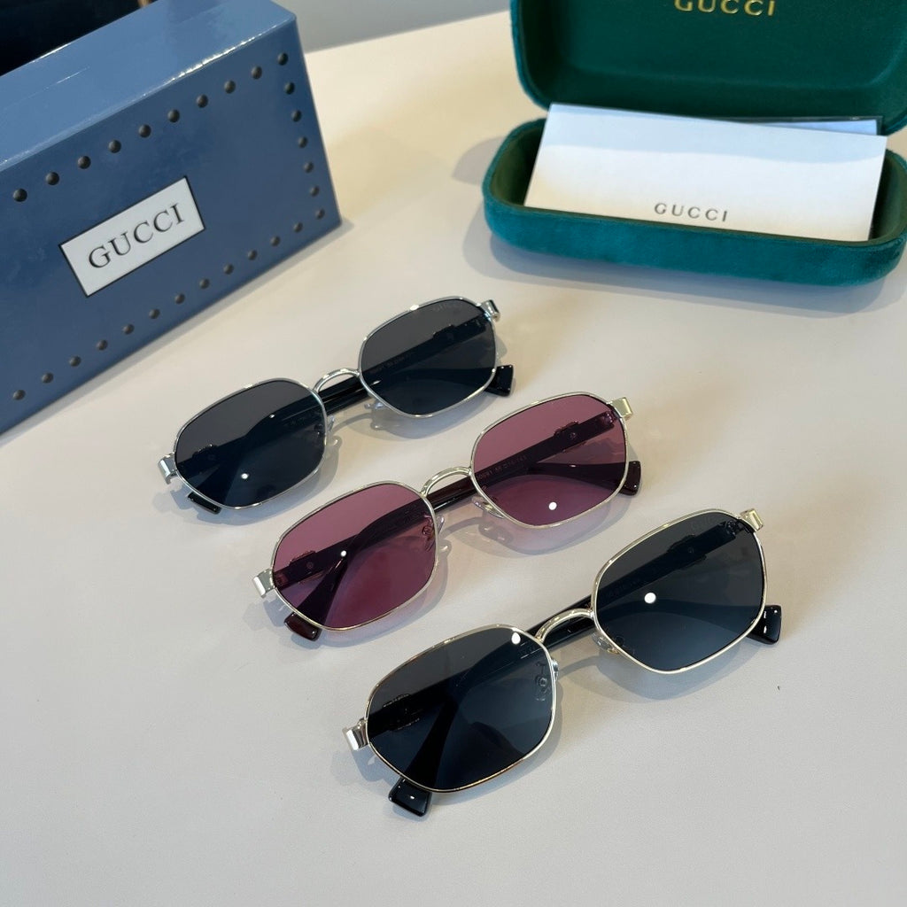 Gucci Polarized Fashion Blue Lens Sunglasses for Men - detail image 11
