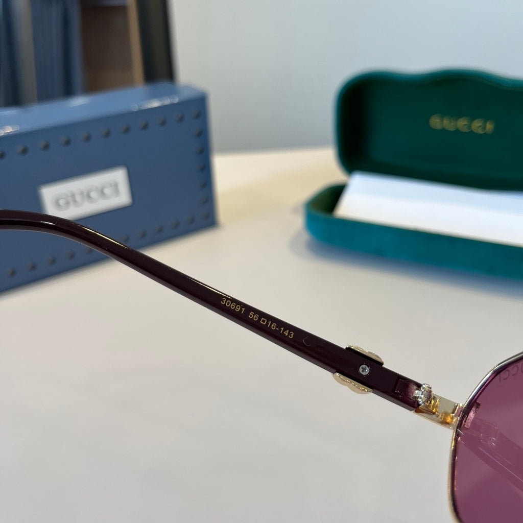 Gucci Polarized Fashion Blue Lens Sunglasses for Men - detail image 6