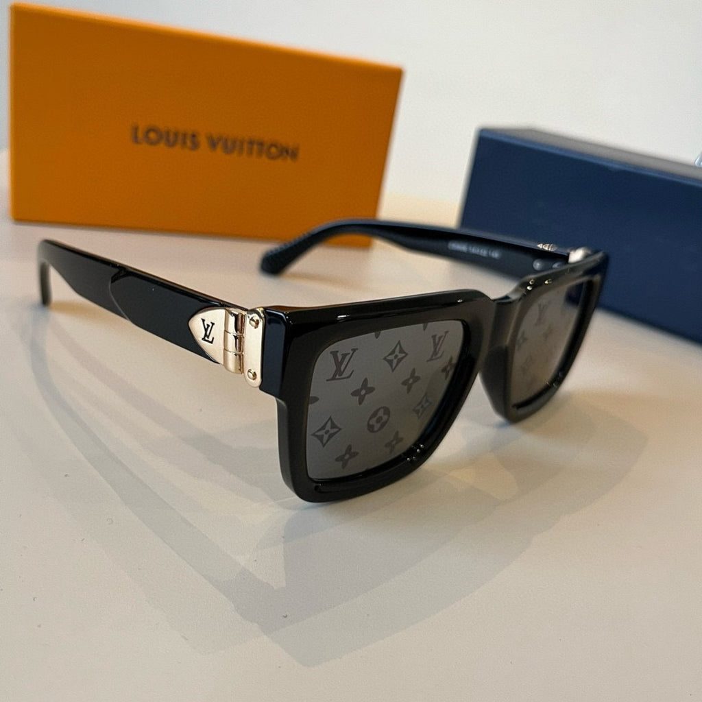 Louis Vuitton Fashion Silver Lens Sunglasses for Men & Women - 431263