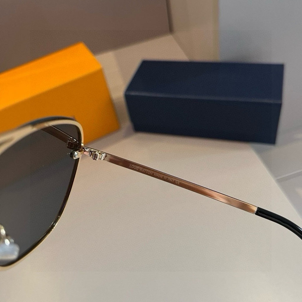 Louis Vuitton Metal Aviator Gold Lens Sunglasses for Men & Women - 464723 - detail image 5