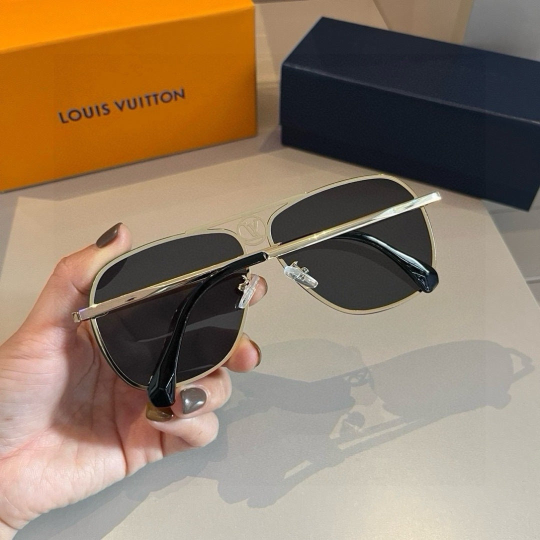 Louis Vuitton Metal Aviator Gold Lens Sunglasses for Men & Women - 464723 - detail image 7