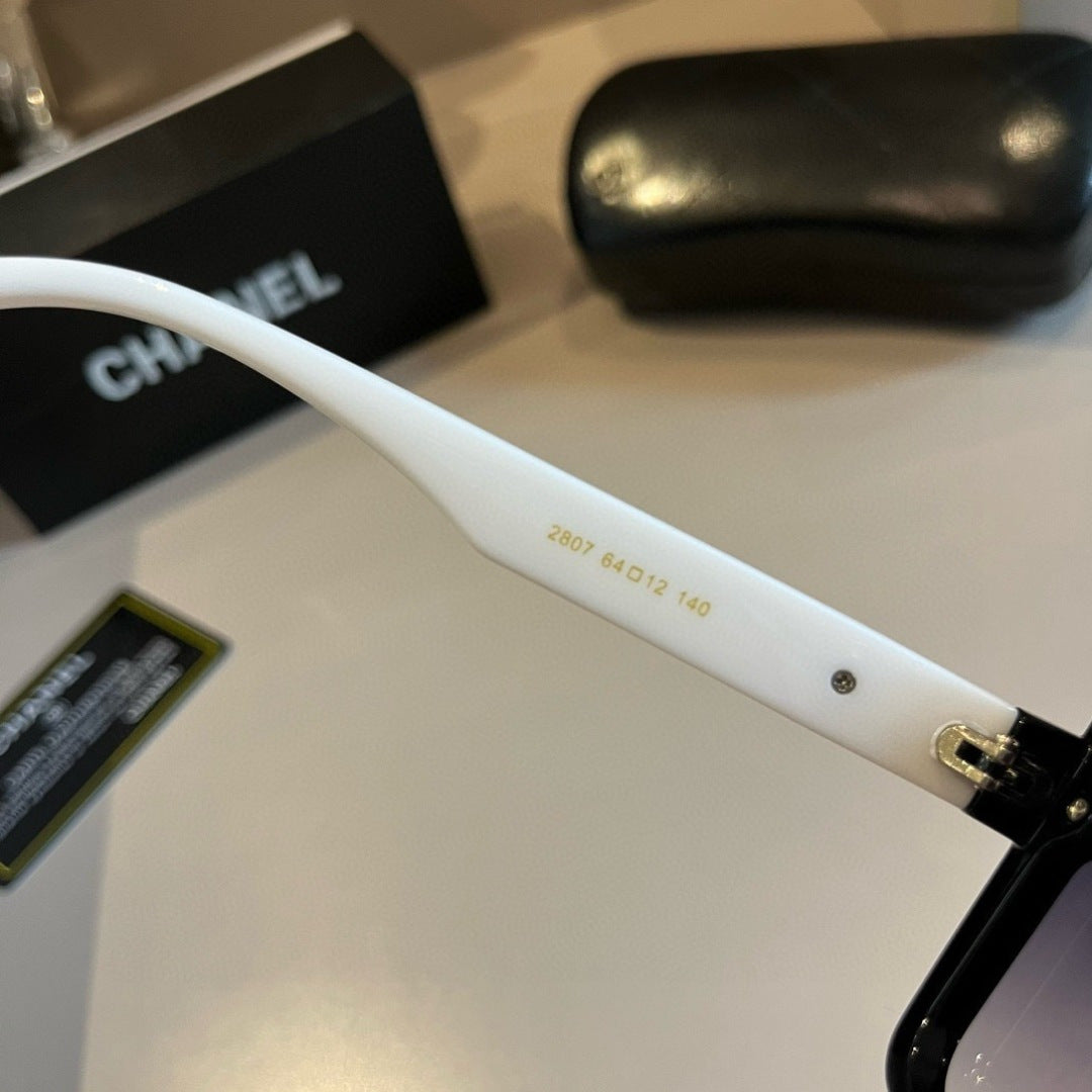 Chanel Fashion Gold Lens Sunglasses for Men & Women - 465161 - detail image 8