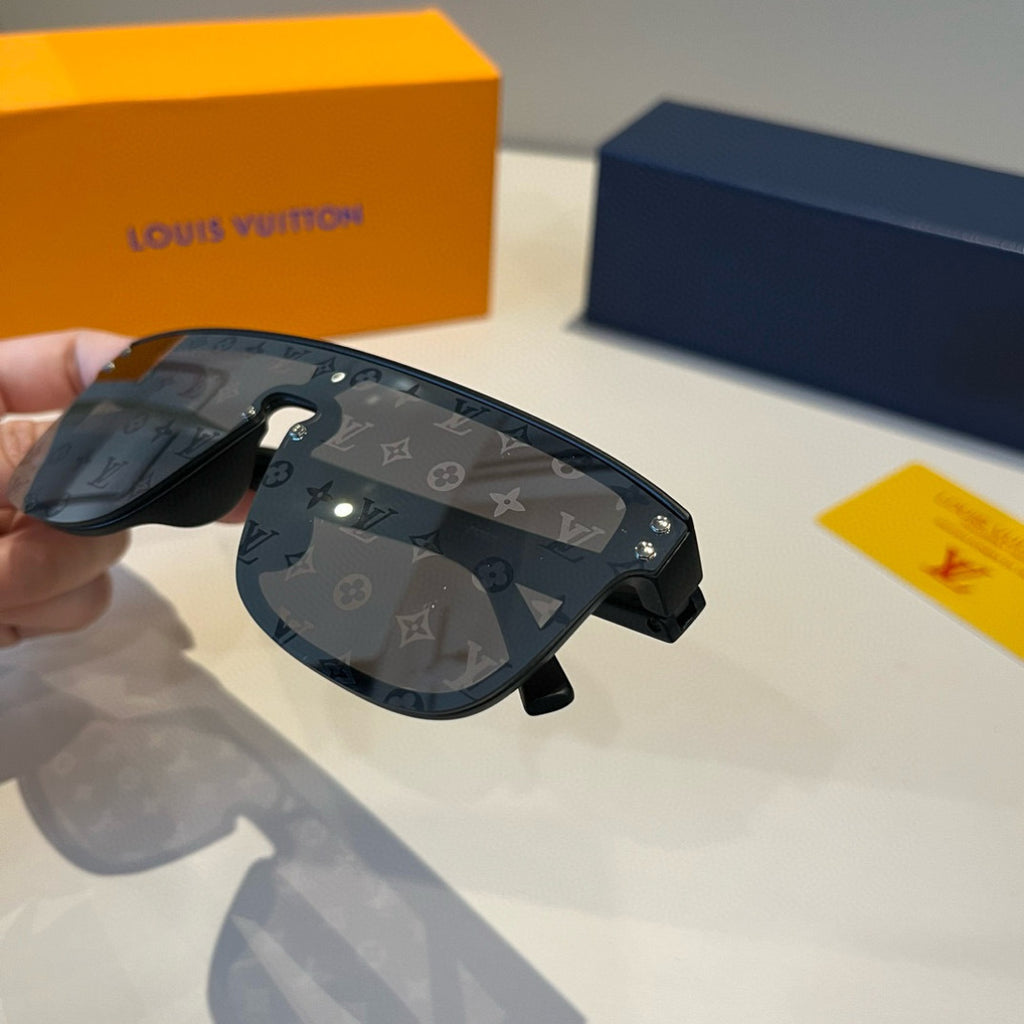 Louis Vuitton Fashion Gray Lens Sunglasses for Men & Women - 464733 - detail image 9