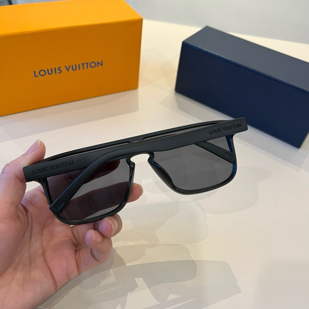 Louis Vuitton Fashion Black Lens Sunglasses for Men & Women - 431129 - detail image 4