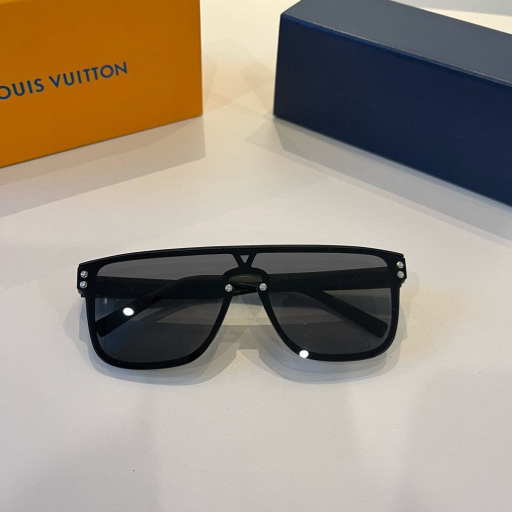 Louis Vuitton Fashion Black Lens Sunglasses for Men & Women - 431129 - detail image 7