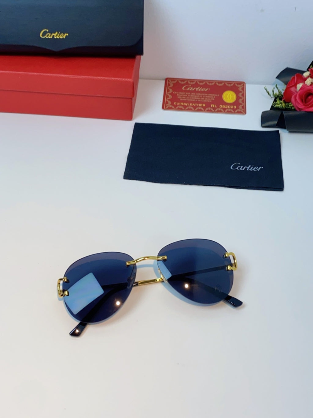 Cartier Lightweight Rimless Black Lens Sunglasses for Men & Women - 432291 - detail image 9