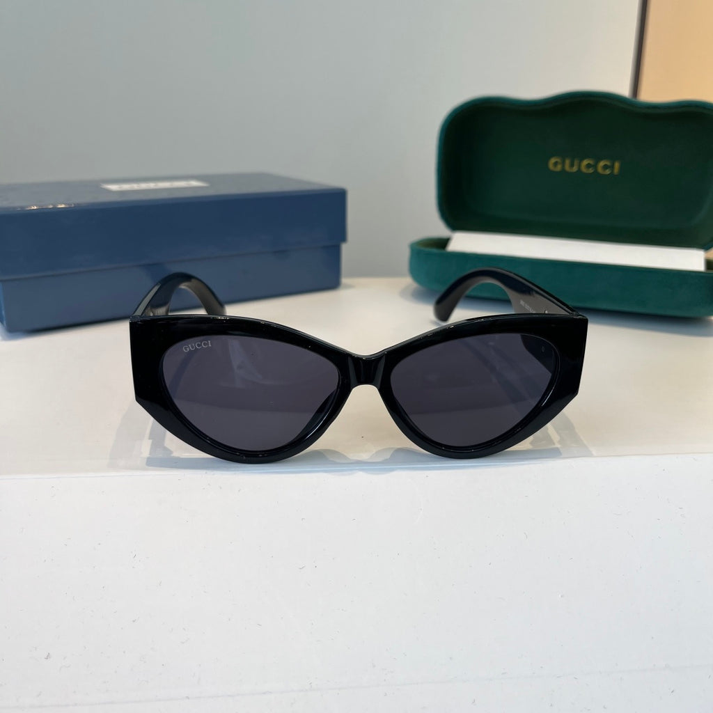 Gucci Cat-Eye Black Lens Sunglasses for Men & Women - 448834 - detail image 2