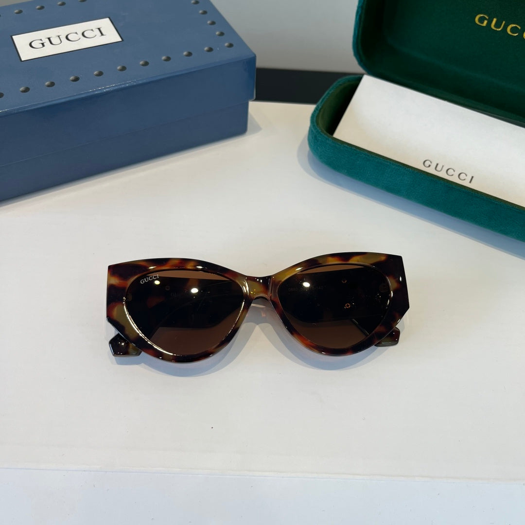 Gucci Cat-Eye Black Lens Sunglasses for Men & Women - 448835 - detail image 9