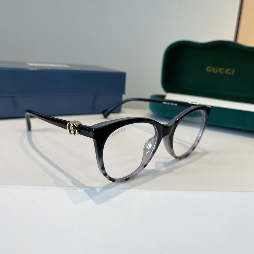 Gucci Fashion Silver Lens Sunglasses for Men & Women - 448841