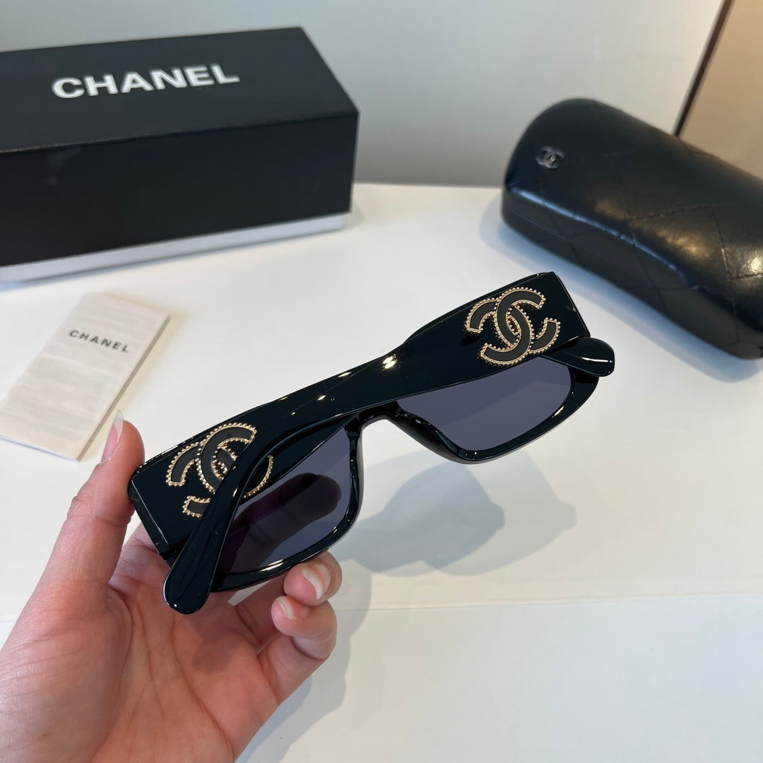 Chanel Fashion Black Lens Sunglasses for Men & Women - 448941 - detail image 7