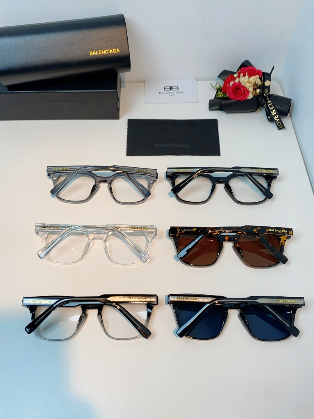 Balenciaga Blue-Light Fashion Black Lens Sunglasses for Men & Women - detail image 11