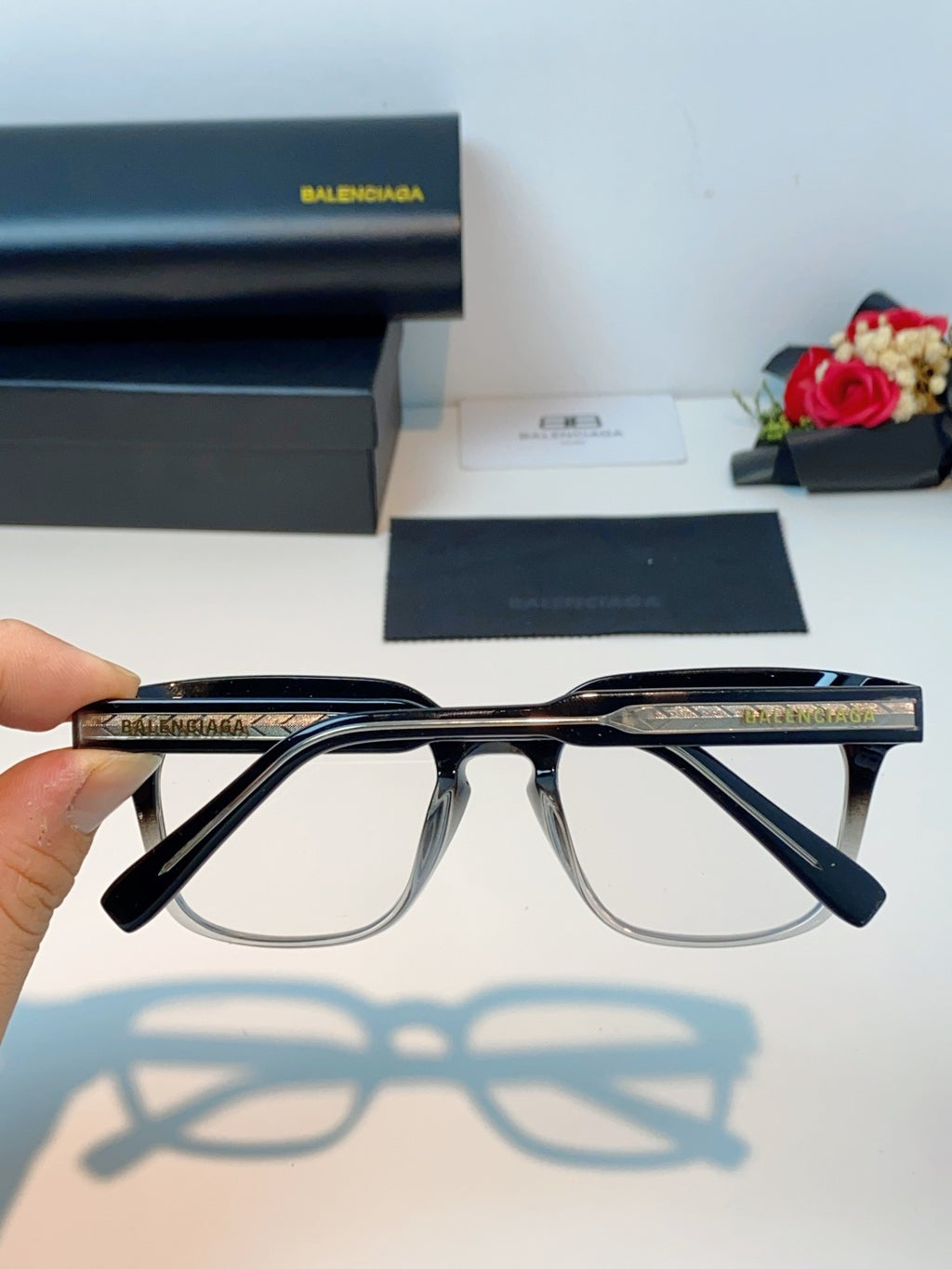 Balenciaga Blue-Light Fashion Blue Lens Sunglasses for Men & Women - 487495 - detail image 5