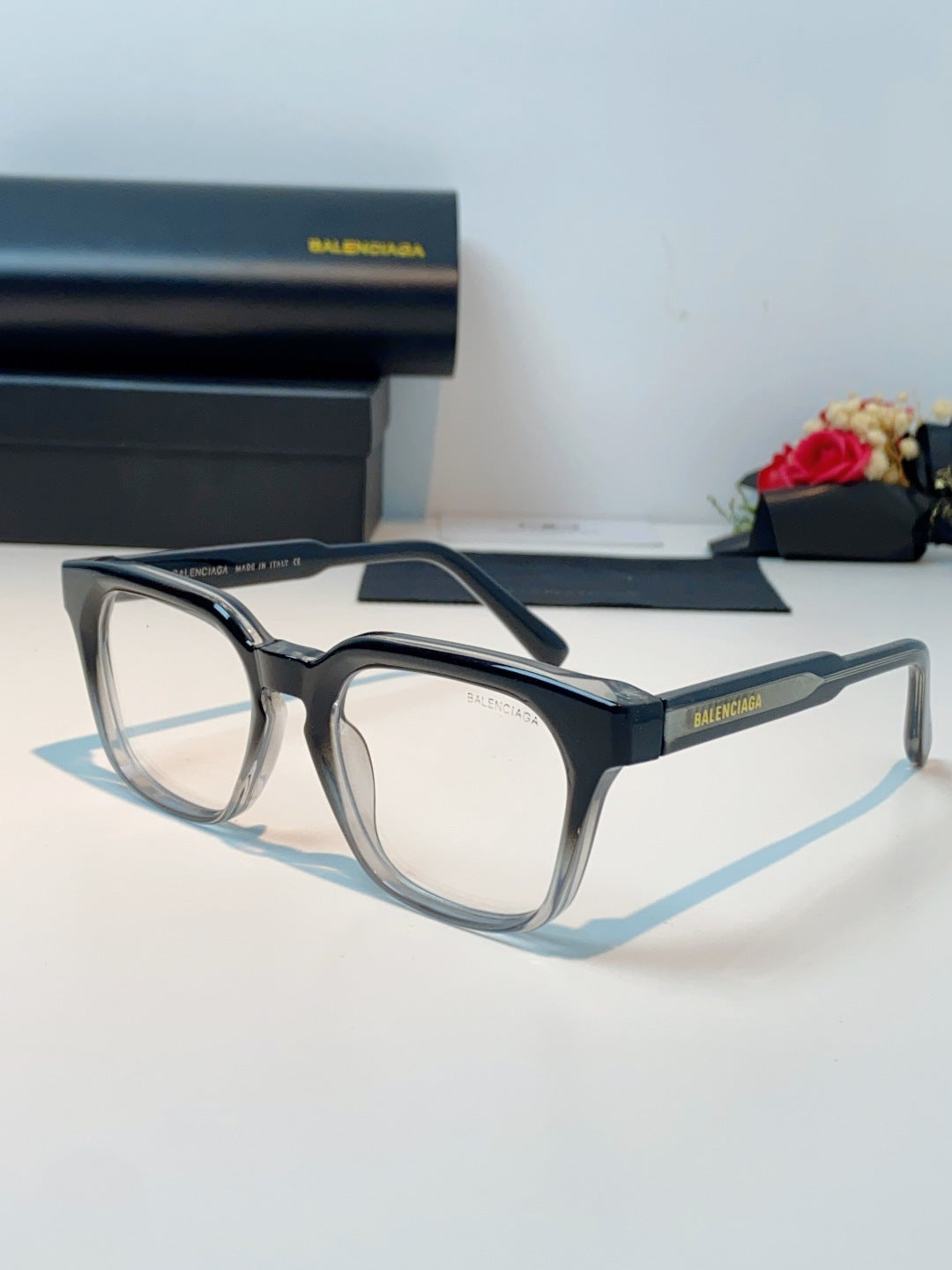 Balenciaga Blue-Light Fashion Blue Lens Sunglasses for Men & Women - 487495