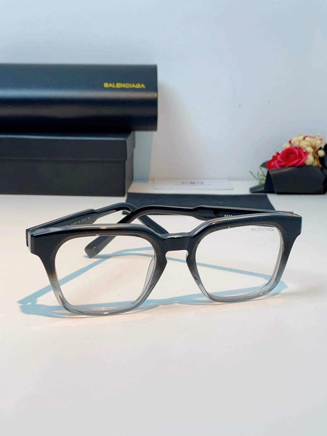 Balenciaga Blue-Light Fashion Blue Lens Sunglasses for Men & Women - 487495 - detail image 2