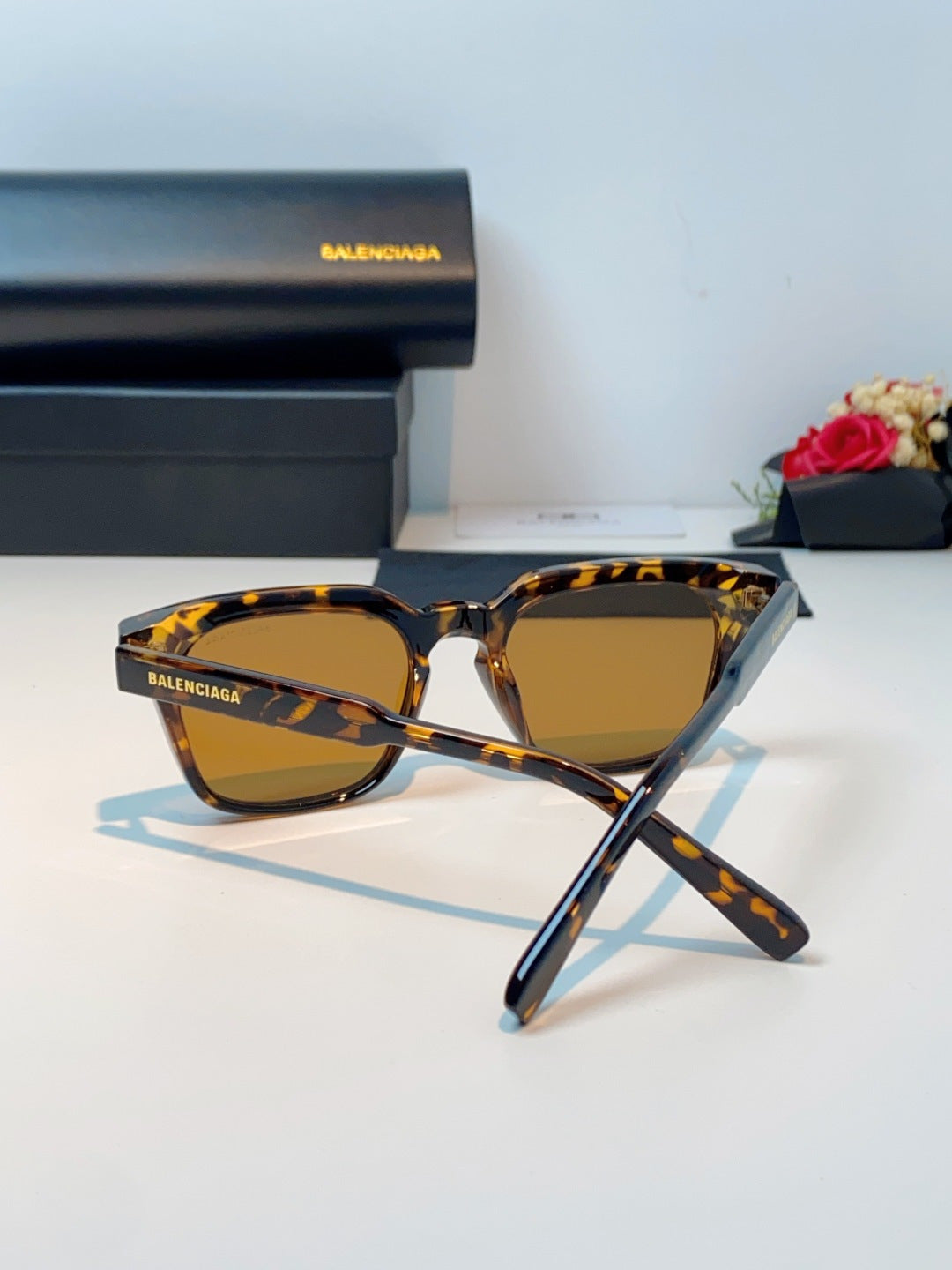 Balenciaga Blue-Light Fashion Brown Lens Sunglasses for Men & Women - detail image 3
