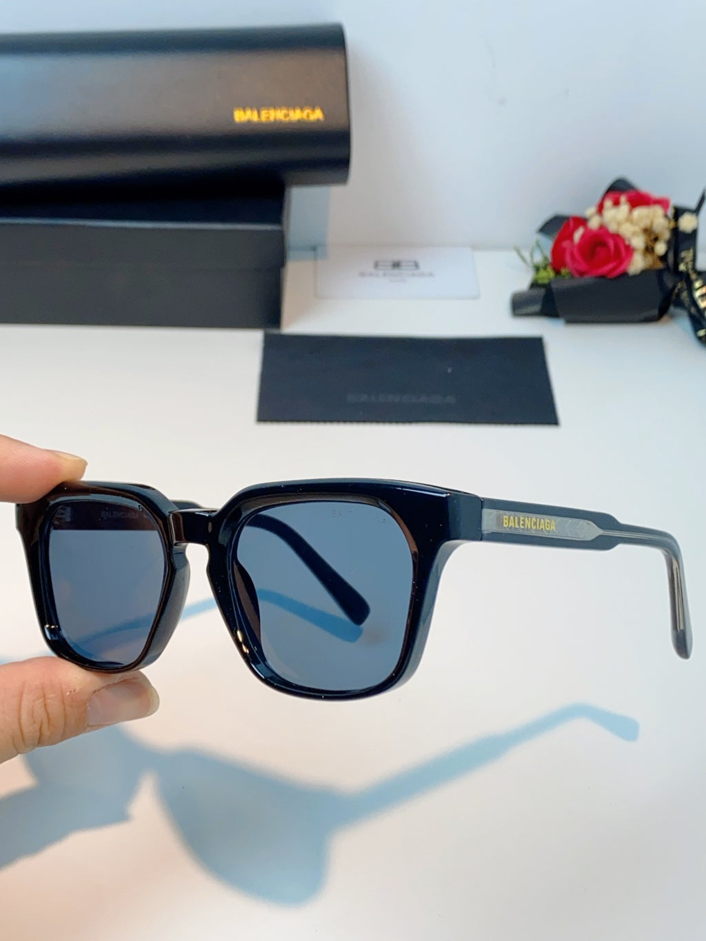 Balenciaga Blue-Light Fashion Blue Lens Sunglasses for Men & Women - detail image 6