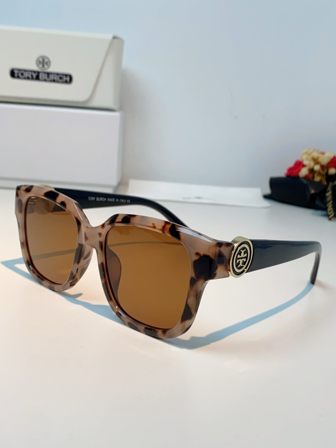 Burberry Oversized Brown Lens Sunglasses for Women - 432478